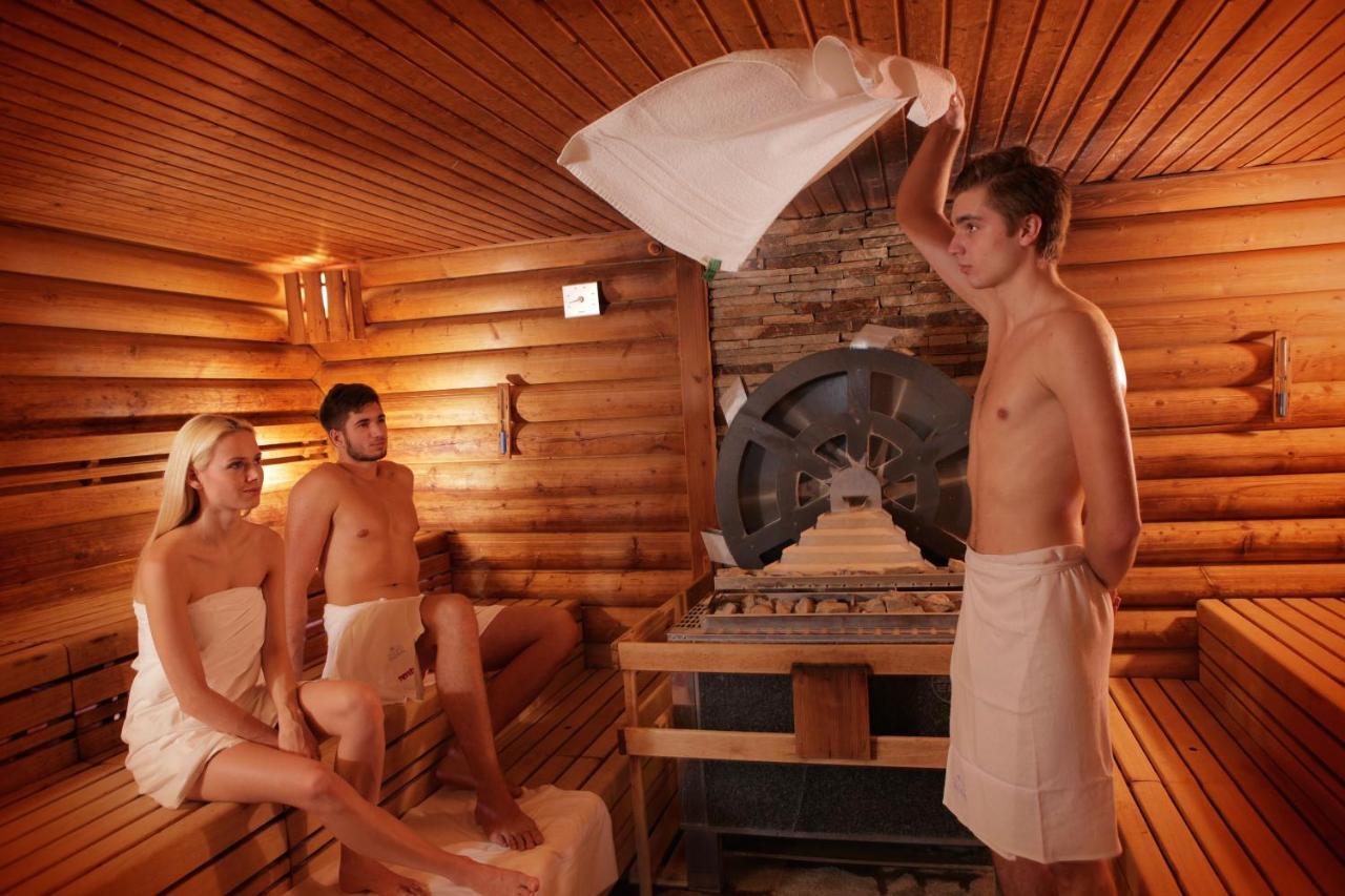 Spa Hotel Lanterna Velke Karlovice Ngoại thất bức ảnh