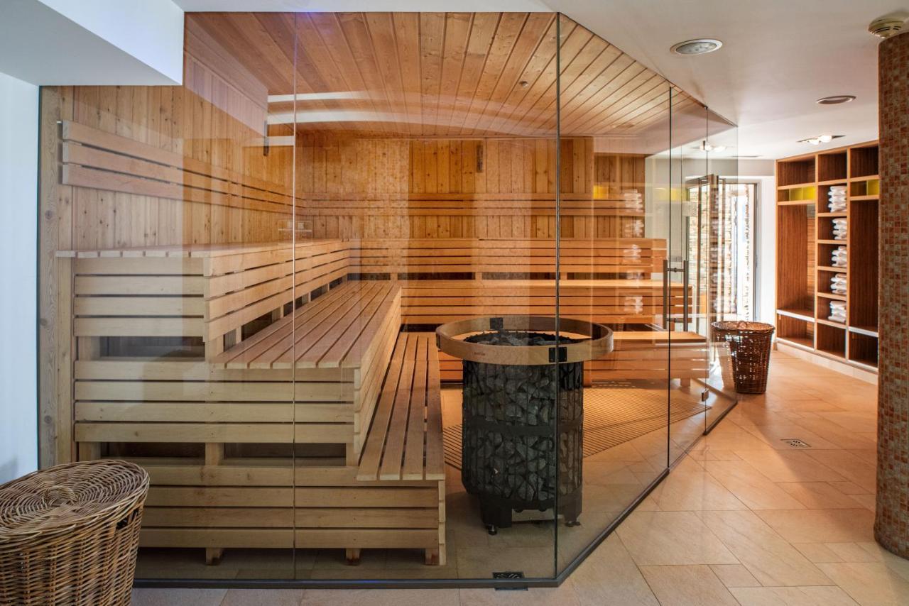 Spa Hotel Lanterna Velke Karlovice Ngoại thất bức ảnh