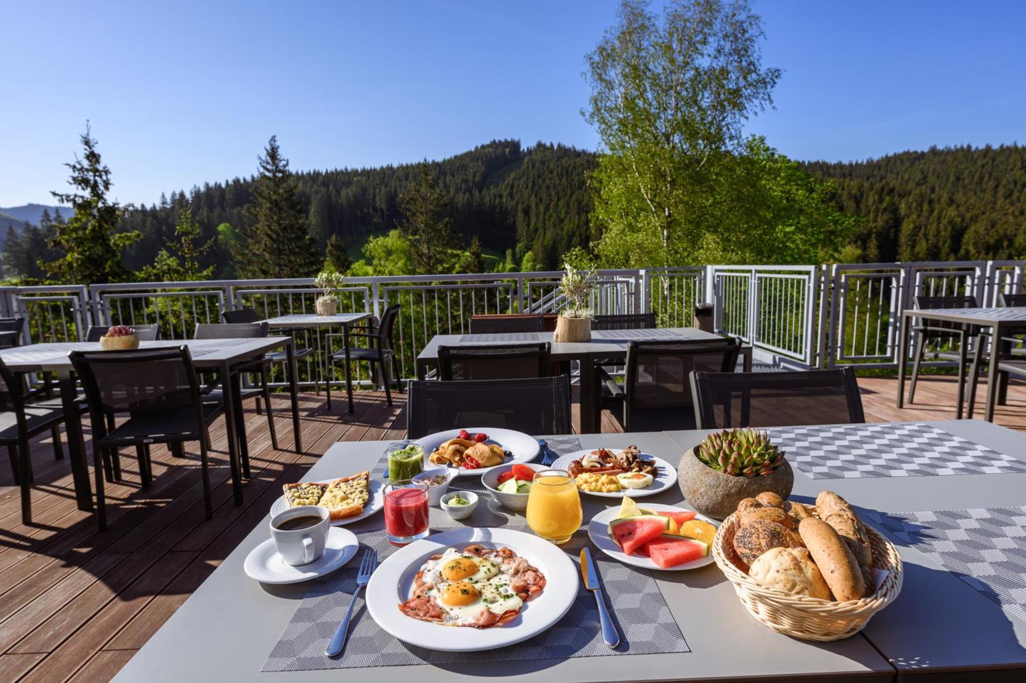 Spa Hotel Lanterna Velke Karlovice Ngoại thất bức ảnh