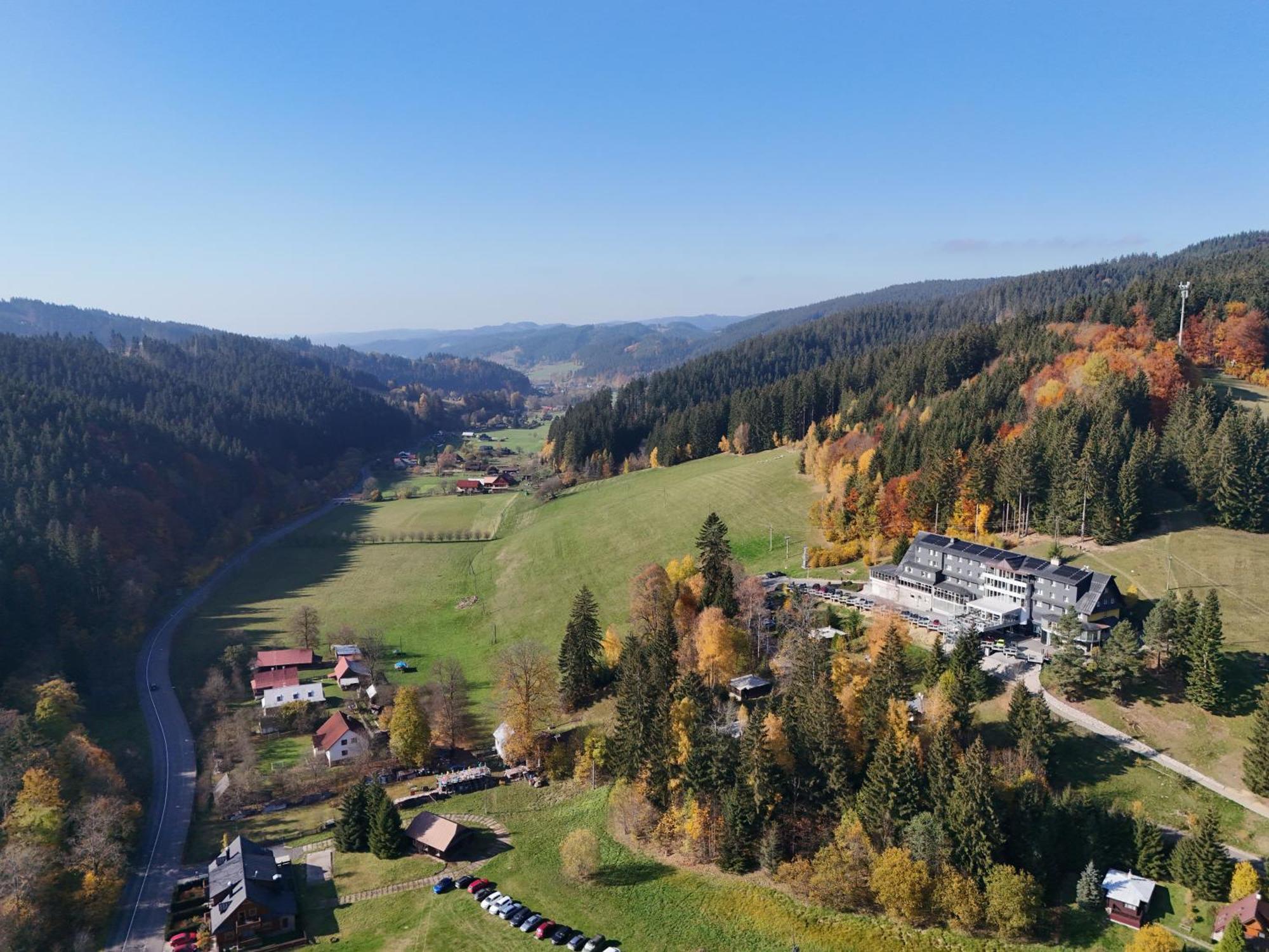 Spa Hotel Lanterna Velke Karlovice Ngoại thất bức ảnh
